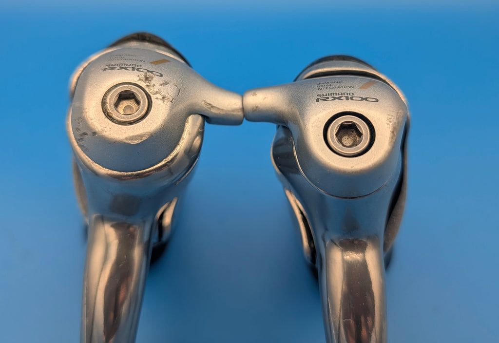 Shimano RX100 ST-A550 STI 2x8 – Überholte Schalthebel