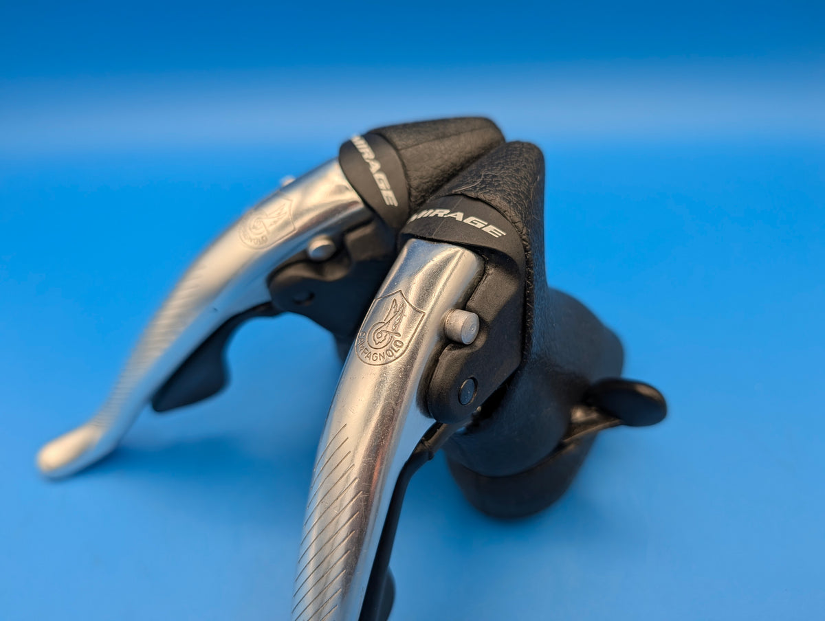 Campagnolo Mirage Ergopower 3x8 – Leviers de frein et vitesses route vintage