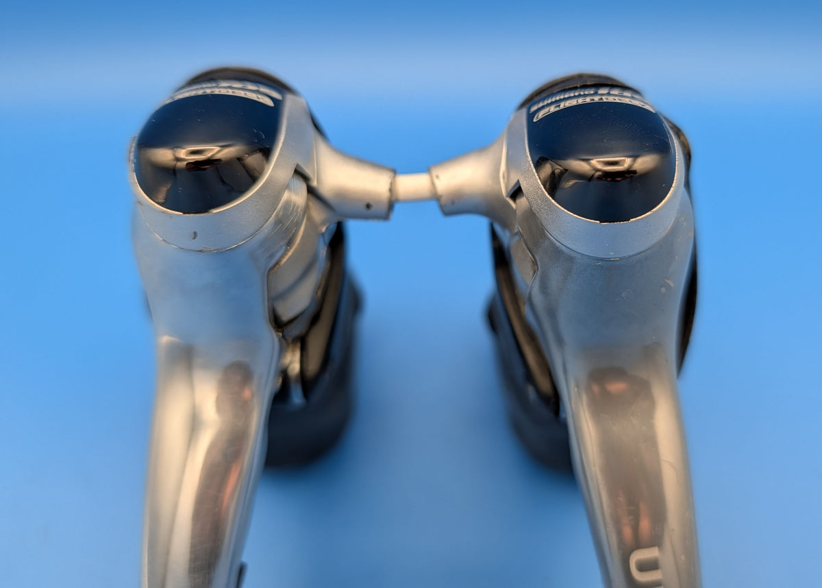 Shimano Ultegra ST-6510 STI 2/3x9 – Leviers de frein et vitesses Flight Deck