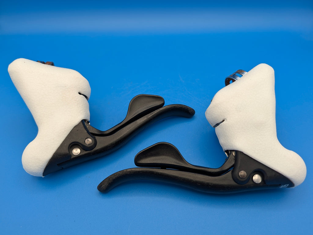 Paire Campagnolo Mirage Ergopower 3x9 entièrement reconditionnée – Cocottes Blanches neuves