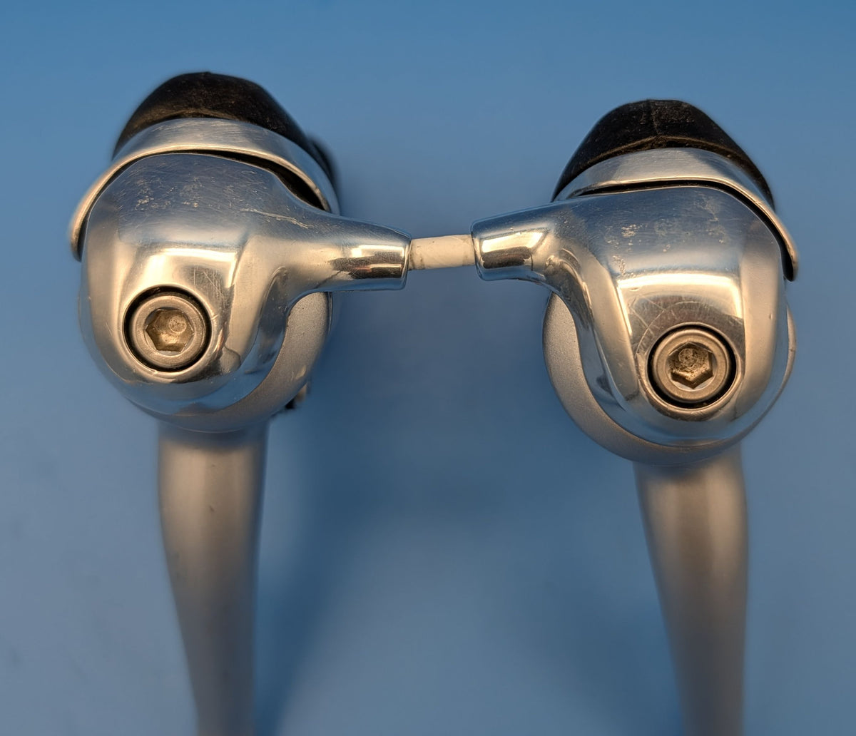 Shimano RSX ST-A410 STI 3x7 – Leviers de vitesse – Paire reconditionnée et polie