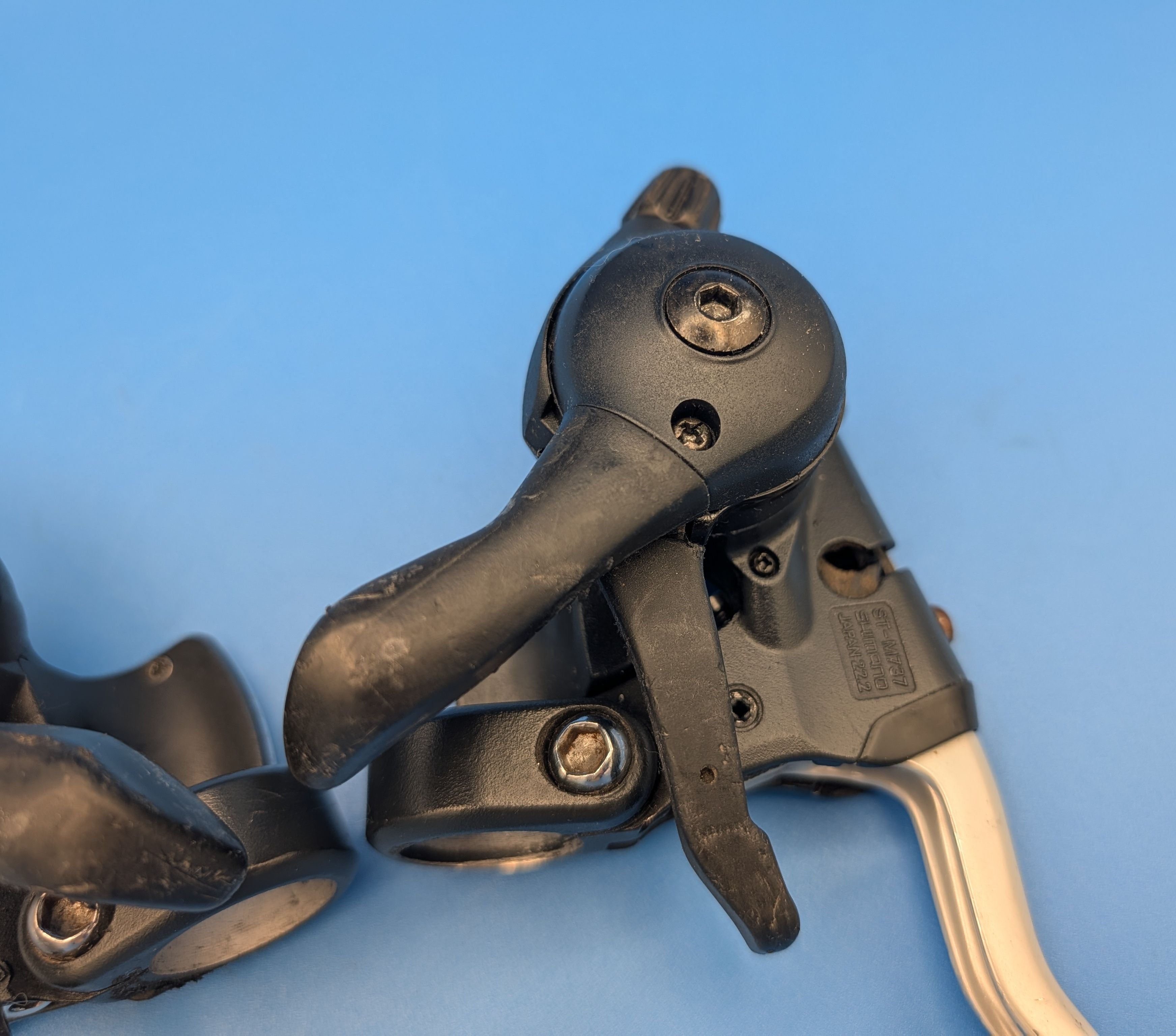 Shimano Deore XT ST-M737 3x8 – Vintage MTB Brems- und Schalthebel