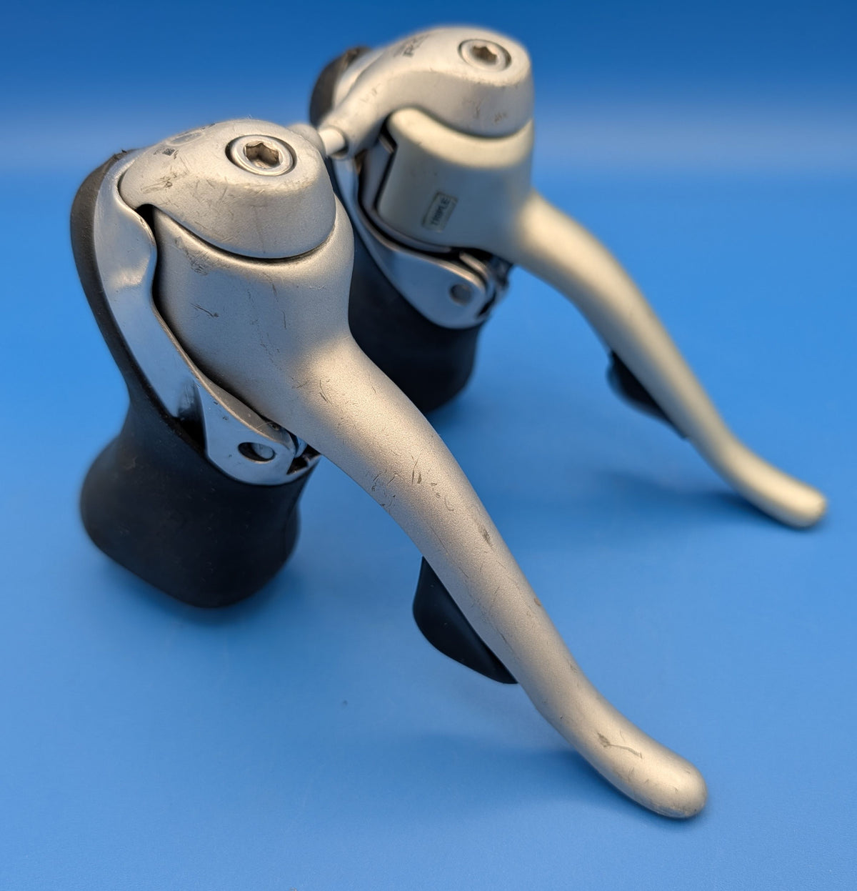 Shimano RSX ST-A416 / ST-A417 STI 3x8 – Leviers de frein et vitesses – Paire Réparé