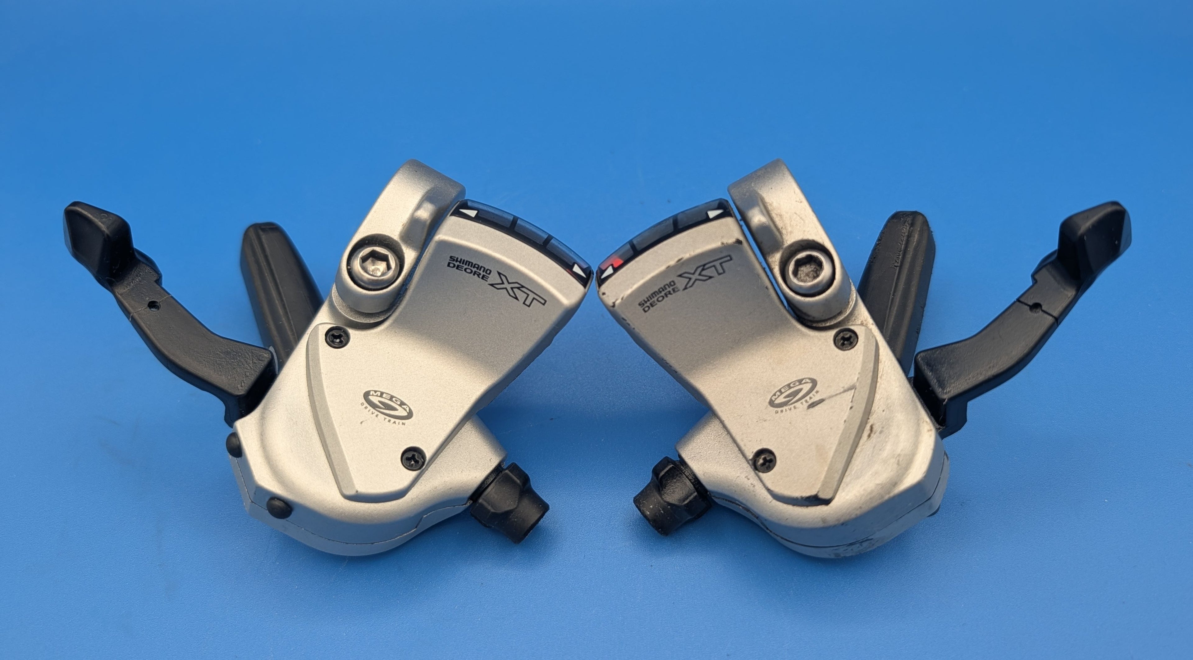 Shimano Deore XT SL-M750 3x9 – Leviers de vitesses VTT vintage