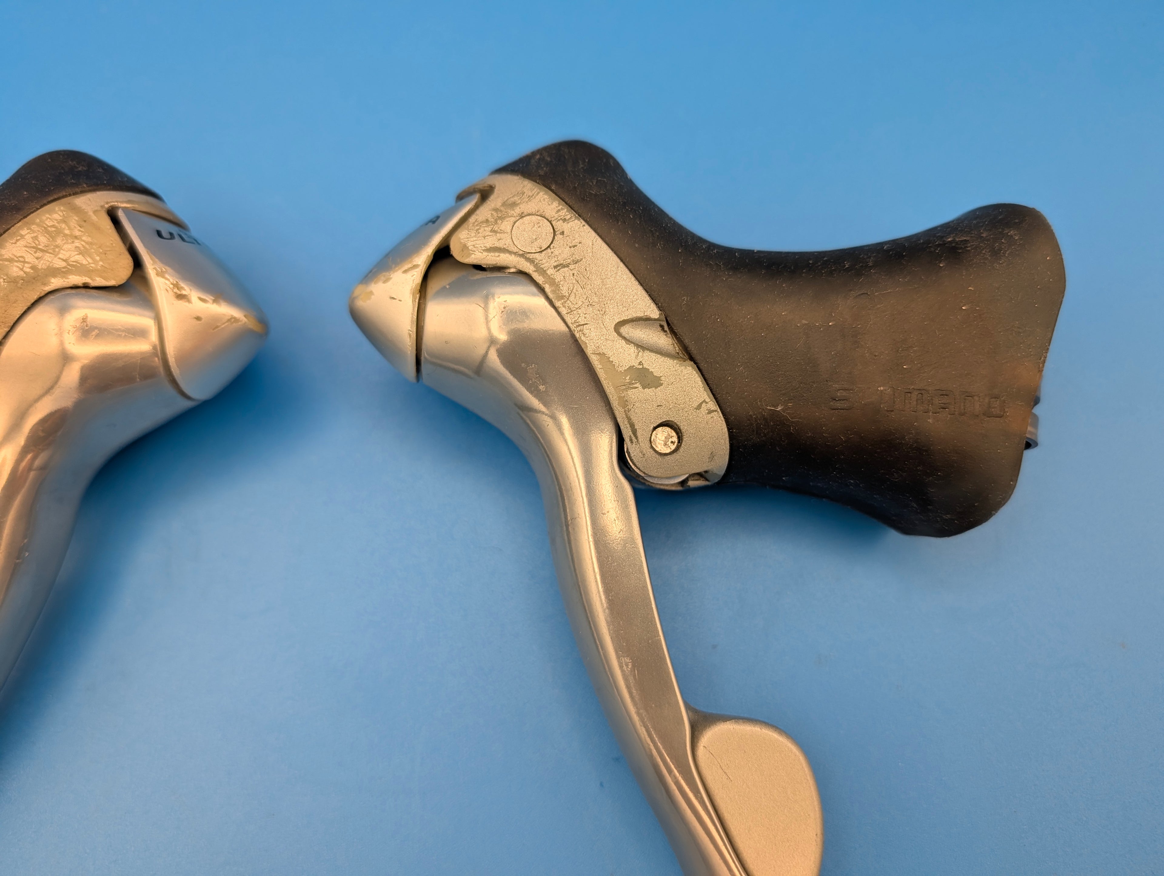 Shimano Ultegra ST-6500 STI 2x9 – Leviers de frein et vitesses route vintage