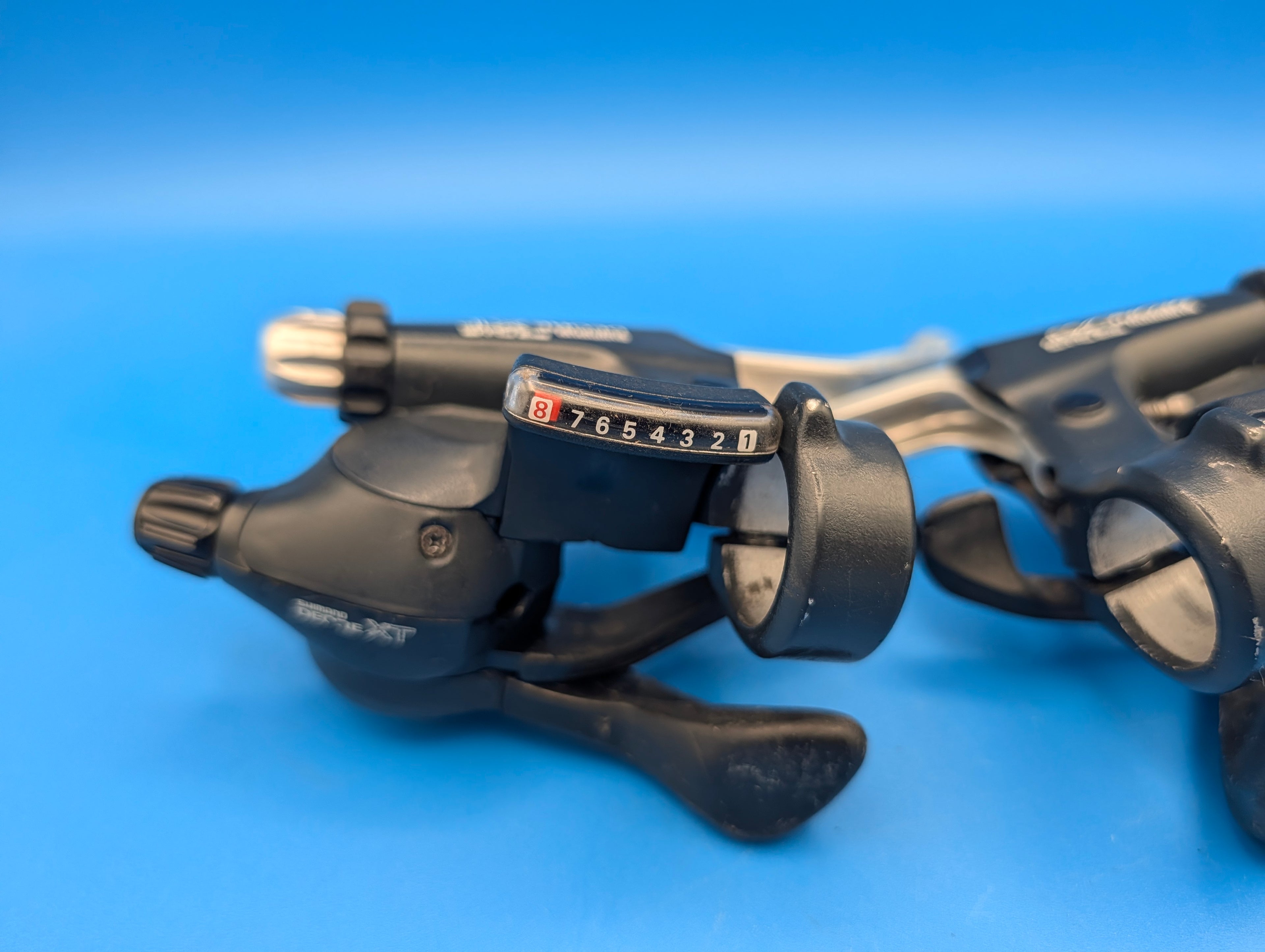 Shimano Deore XT ST-M737 3x8 – Vintage MTB Brems- und Schalthebel
