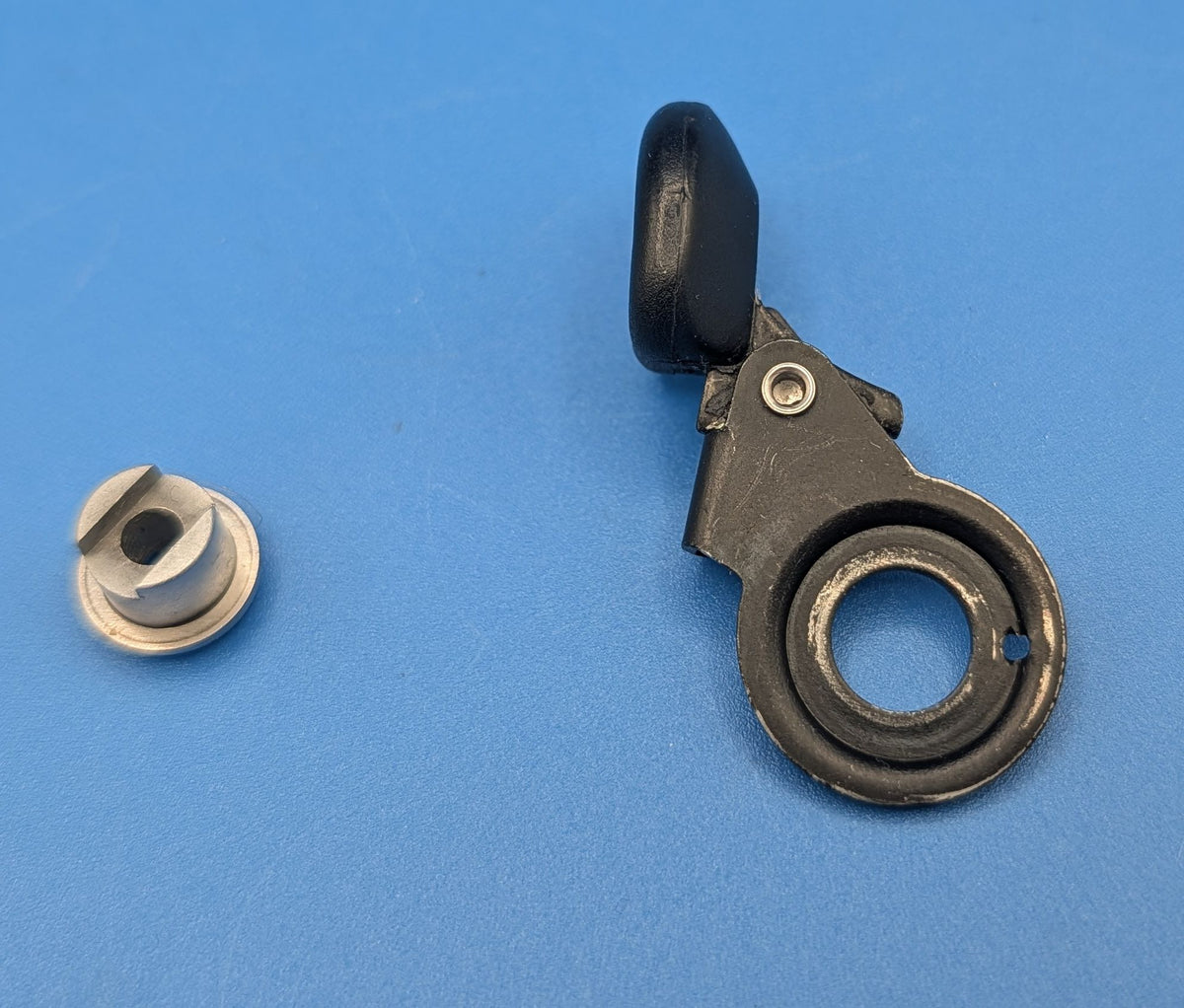 Campagnolo Record Ultra Carbon – Levier gauche EC-RE205 + bague EC-RE252 – Ergopower 3 vitesses