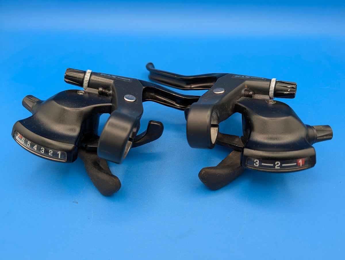 Shimano STX ST-MC30 3x7 – Leviers de vitesses VTT vintage