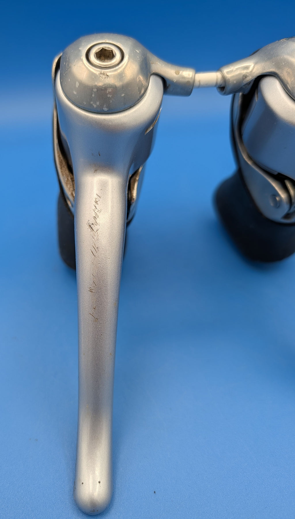 Shimano RSX ST-A410 STI 3x7 – Leviers de vitesse – Paire reconditionnée – Bon état