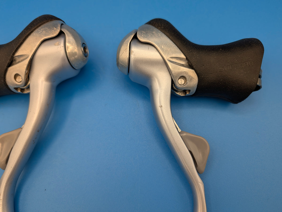 Shimano RSX ST-A410 STI 3x7 – Leviers de vitesse – Paire reconditionnée – Bon état
