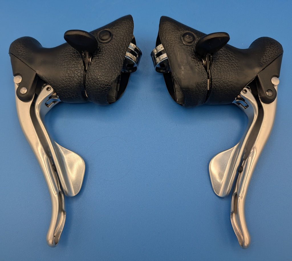 Campagnolo Véloce Ergopower 3x9 – Leviers de frein et vitesses route vintage