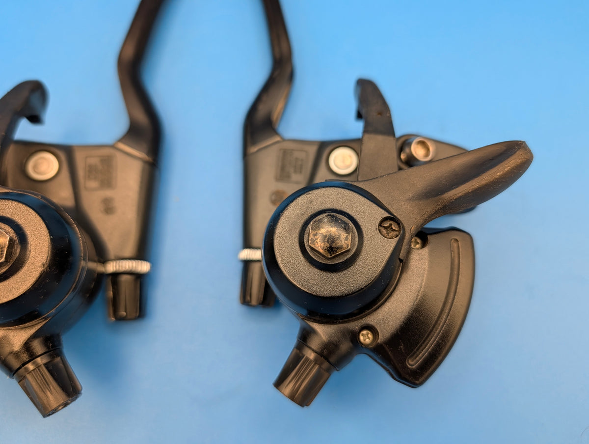 Shimano STX ST-MC30 3x7 – Leviers de vitesses VTT vintage