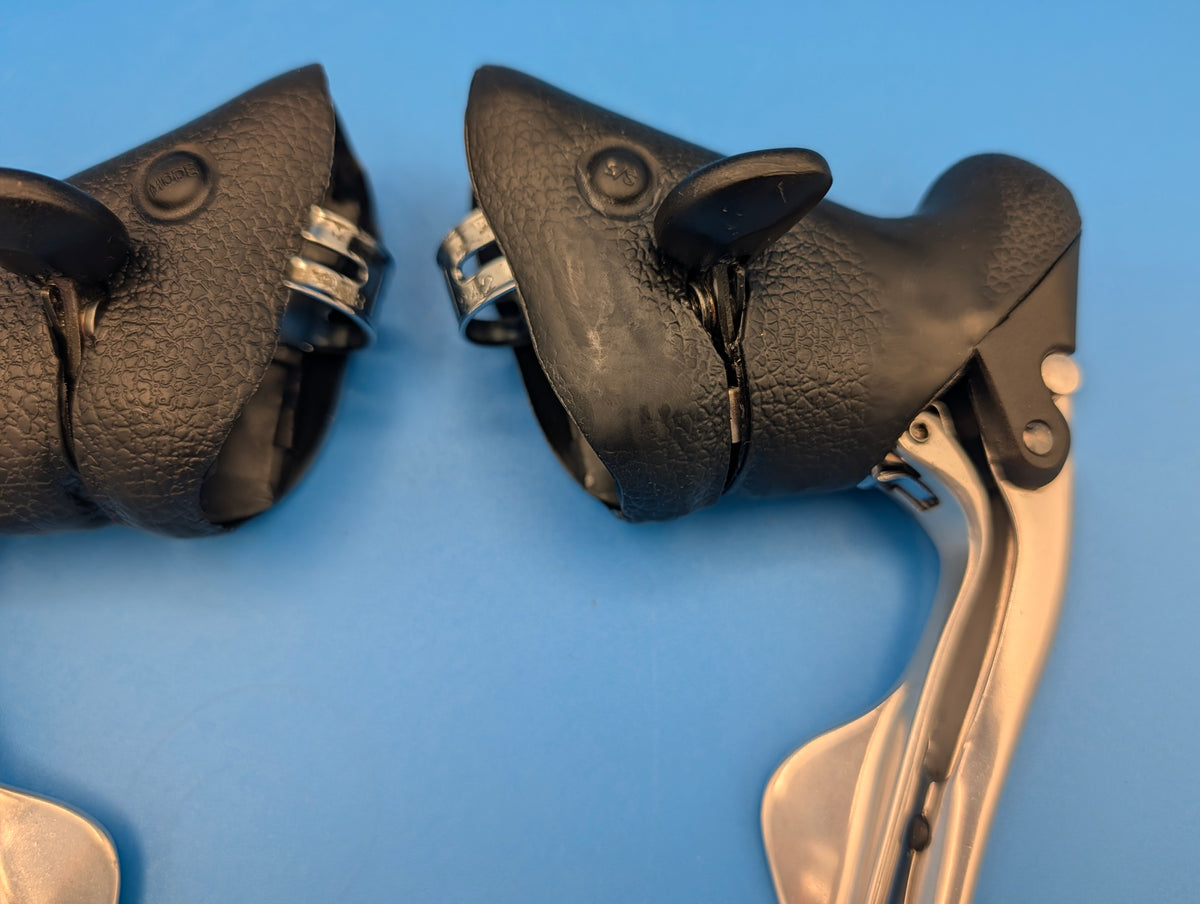 Campagnolo Véloce Ergopower 3x9 – Leviers de frein et vitesses route vintage