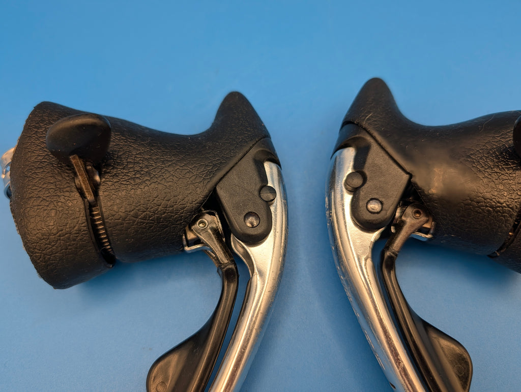 Campagnolo Mirage Ergopower 3x8 – Leviers de frein et vitesses route vintage
