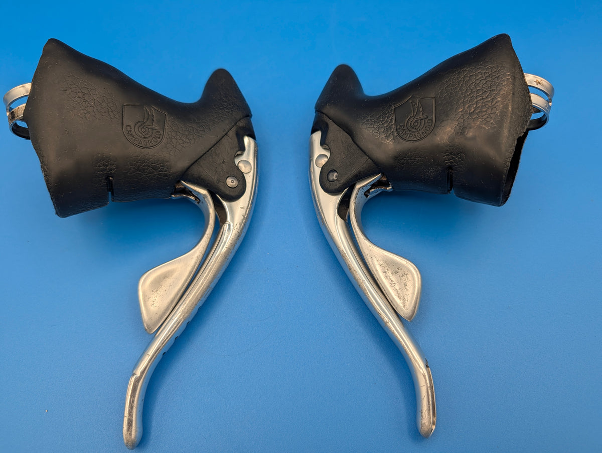 Campagnolo Athena Carbone System Ergopower 3x9 – Leviers de frein et vitesses route vintage
