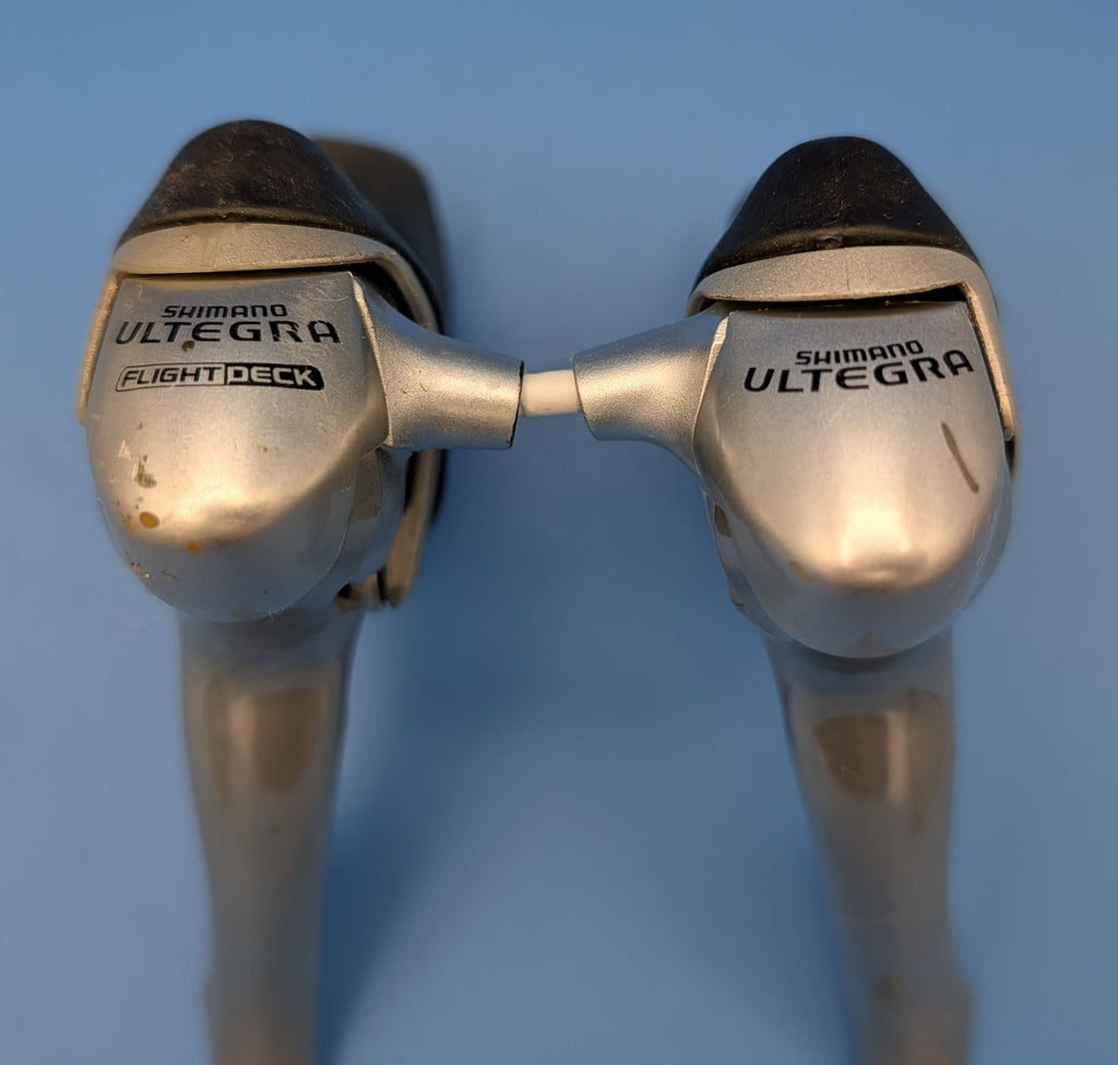 Shimano Ultegra ST-6500 STI 2x9 – Leviers de frein et vitesses Non Flight Deck