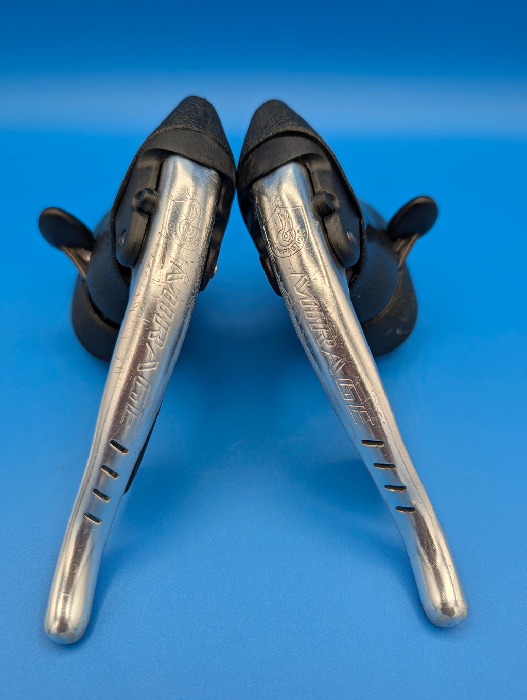 Campagnolo Mirage Ergopower 3x8 – Leviers de frein et vitesses route vintage