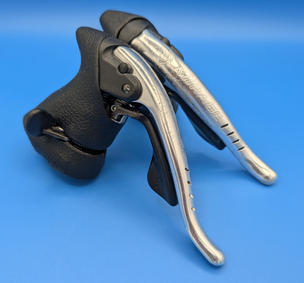 Campagnolo Mirage Ergopower 3x8 – Leviers de frein et vitesses route vintage