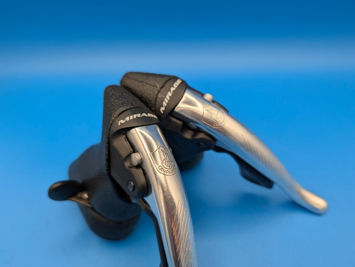 Campagnolo Mirage Ergopower 3x8 – Leviers de frein et vitesses route vintage