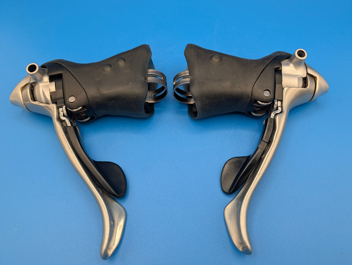 Shimano 105 ST-5500 STI 2x9 – Leviers de frein et vitesses Flight Deck