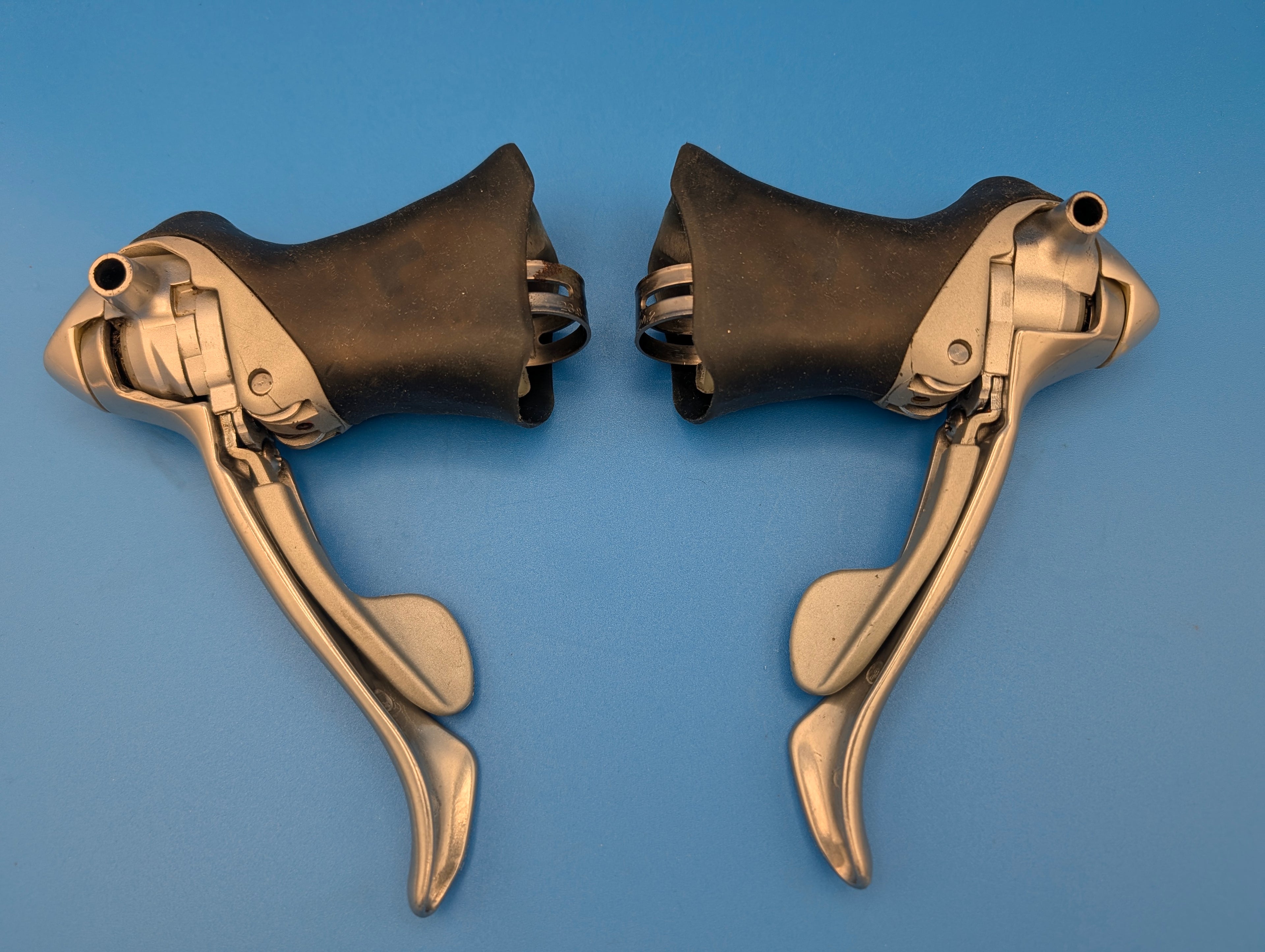 Shimano Ultegra ST-6500 STI 2x9 – Leviers de frein et vitesses route vintage