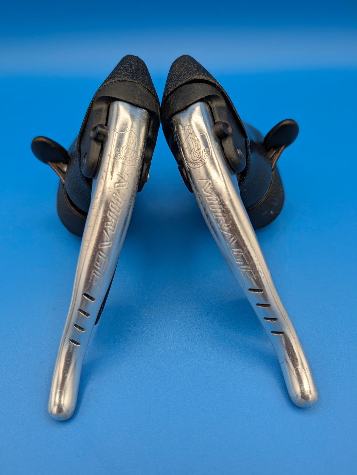 Campagnolo Mirage Ergopower 3x8 – Leviers de frein et vitesses route vintage