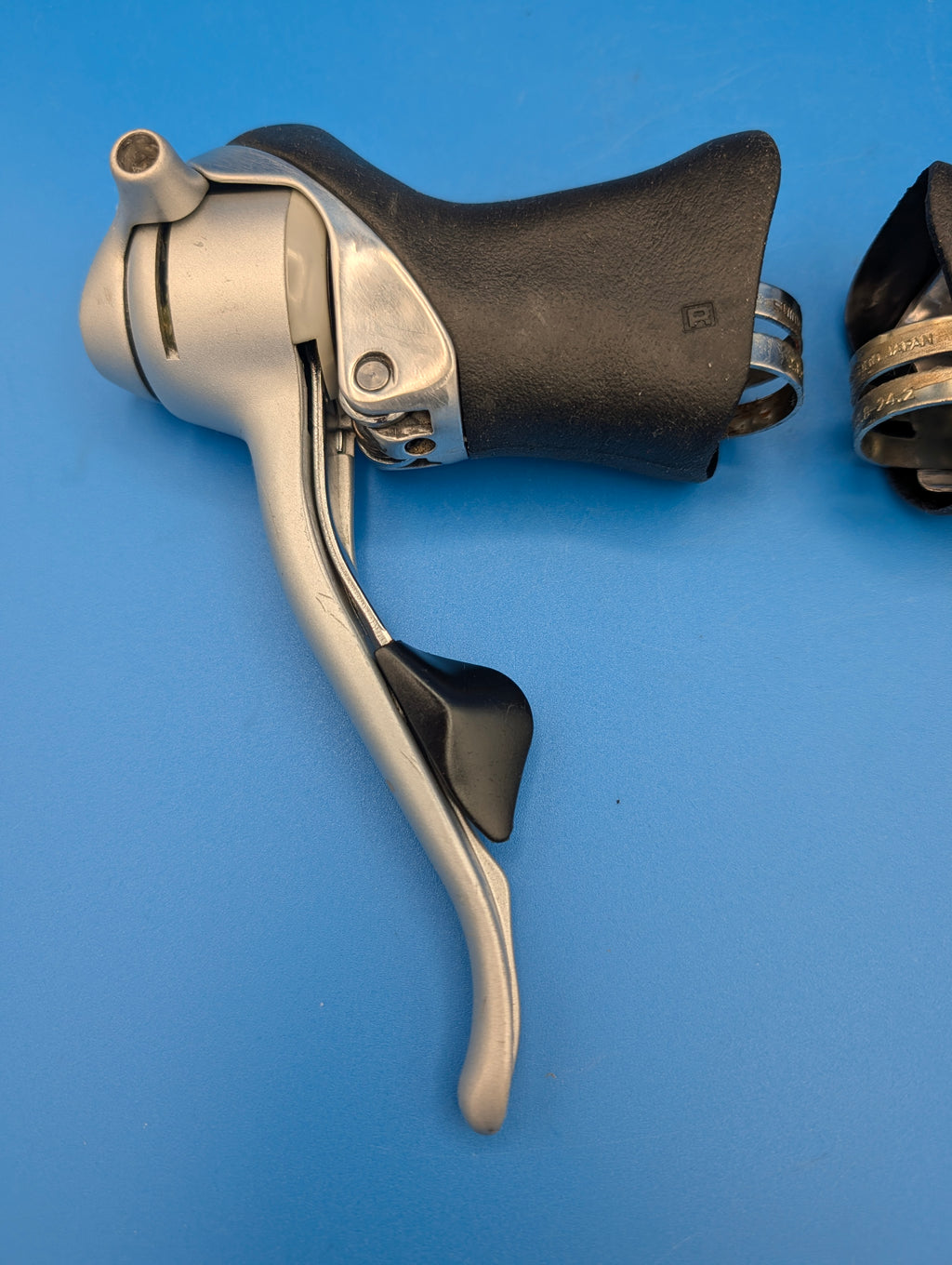 Shimano RSX ST-A416 / ST-A417 STI 3x8 – Leviers de frein et vitesses – Paire Réparé