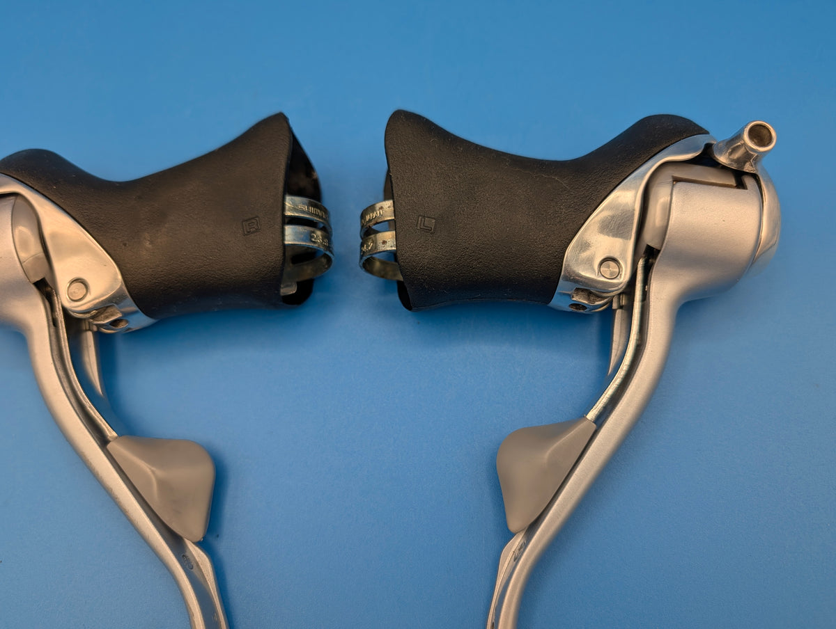 Shimano RSX ST-A410 STI 3x7 – Leviers de vitesse – Paire reconditionnée et polie