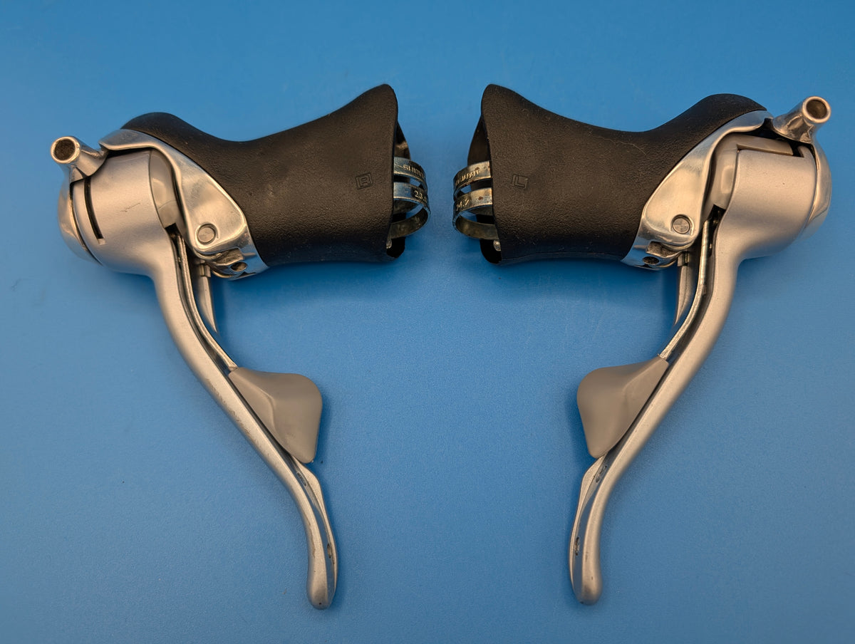 Shimano RSX ST-A410 STI 3x7 – Leviers de vitesse – Paire reconditionnée et polie