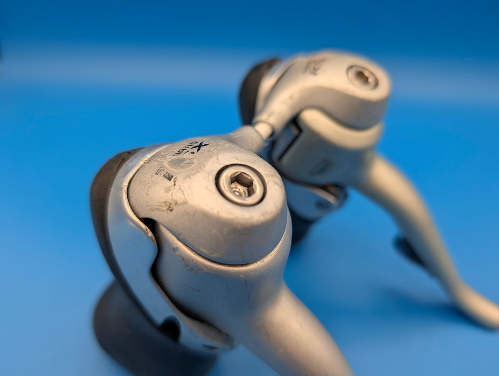 Shimano RSX ST-A416 / ST-A417 STI 3x8 – Leviers de frein et vitesses – Paire Réparé